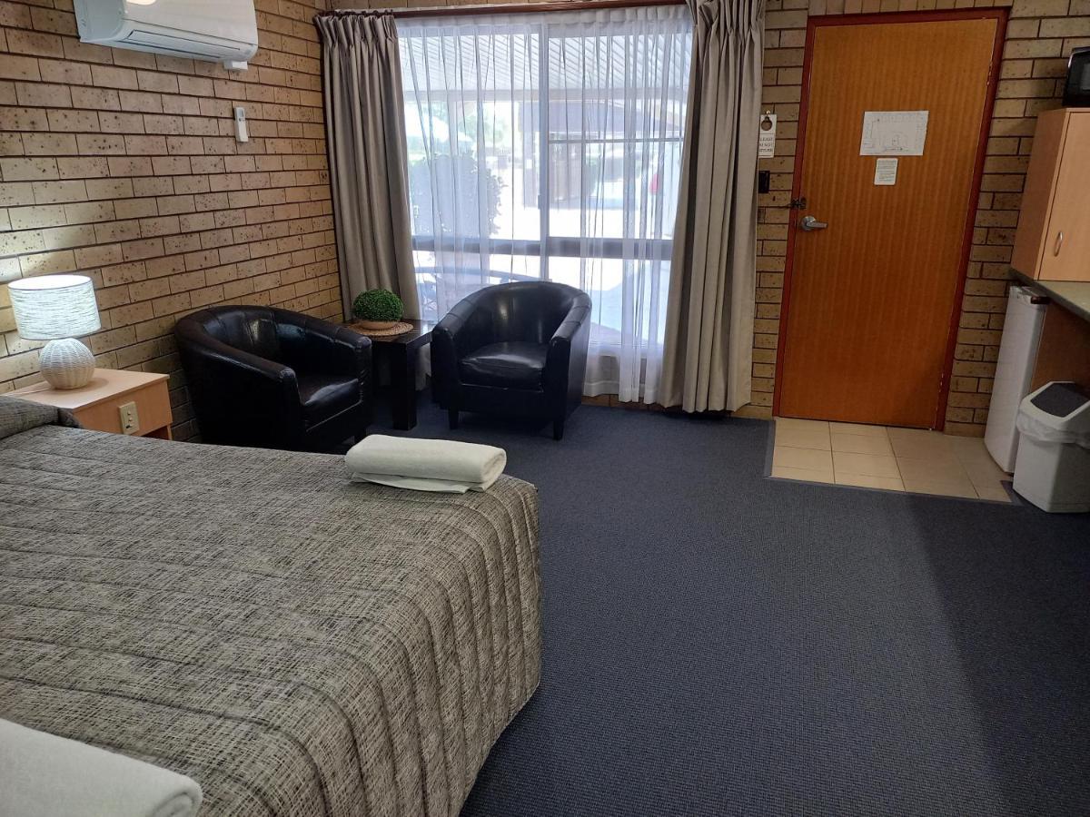 Macintyre Motor Inn Goondiwindi Bagian luar foto