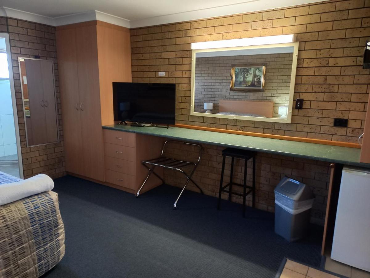 Macintyre Motor Inn Goondiwindi Bagian luar foto
