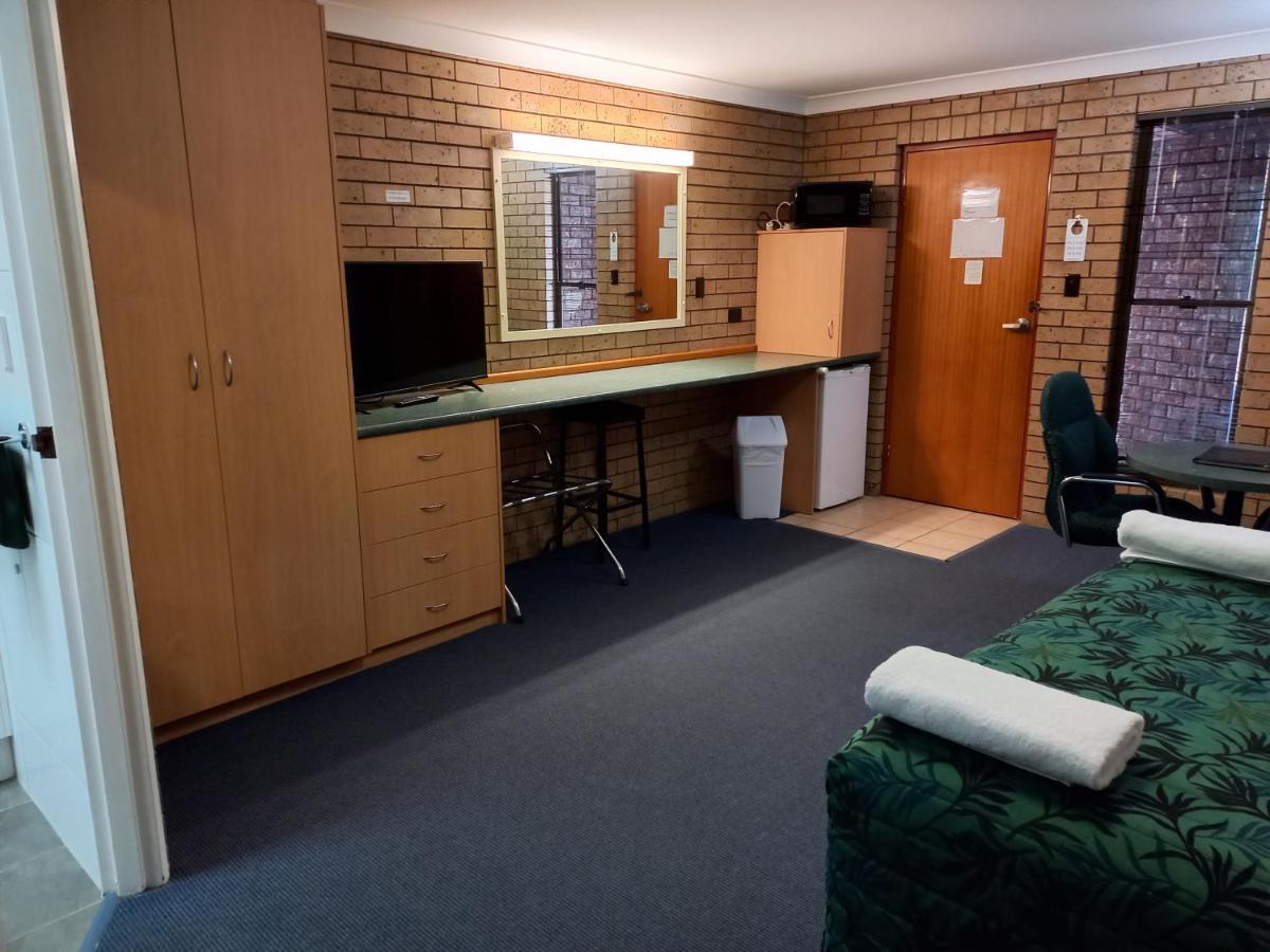 Macintyre Motor Inn Goondiwindi Bagian luar foto