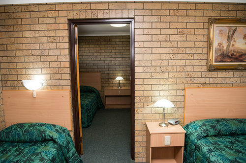 Macintyre Motor Inn Goondiwindi Bagian luar foto